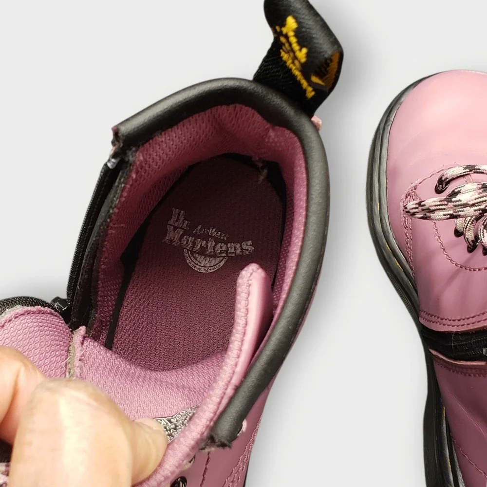 Dr Martens Junior 1460 Toddler Girls Sz 10 Lace Up Combat Boots Pink Black - Picture 7 of 11